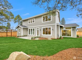 2815 Sunset Dr, Bellingham, WA