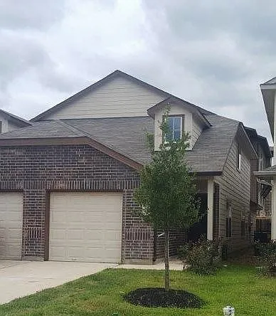 Plantation Lakes Duplexes — Photo 3