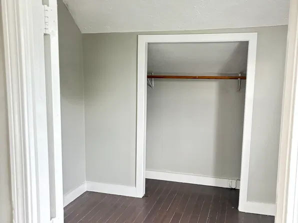 68 Aetna St #3, Fall River, MA 02724
