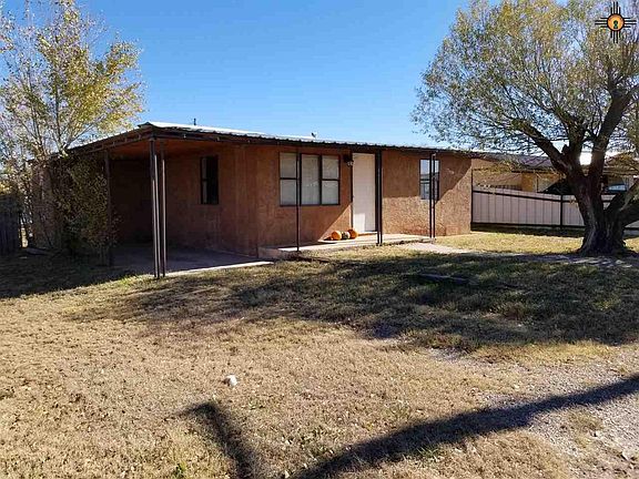 2nd image of 1324 N Avenue B