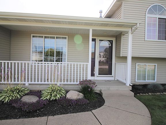 4th image of 486 Sunbrook Dr SE
