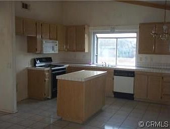 2nd image of 520 Hancock Cir