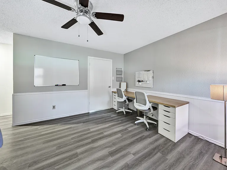 1522 Springtree Cir — Photo 23
