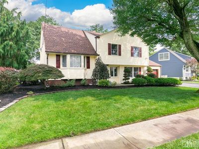 27 Phillips Rd, Edison, NJ, 08817