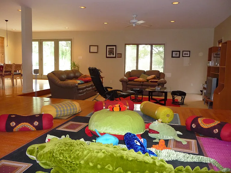 2704 Cherry Hills Dr — Photo 28