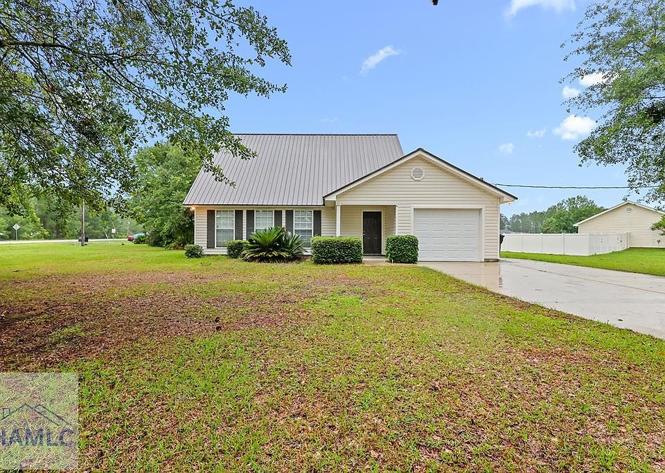 1st image of 255 Ratcliff Rd