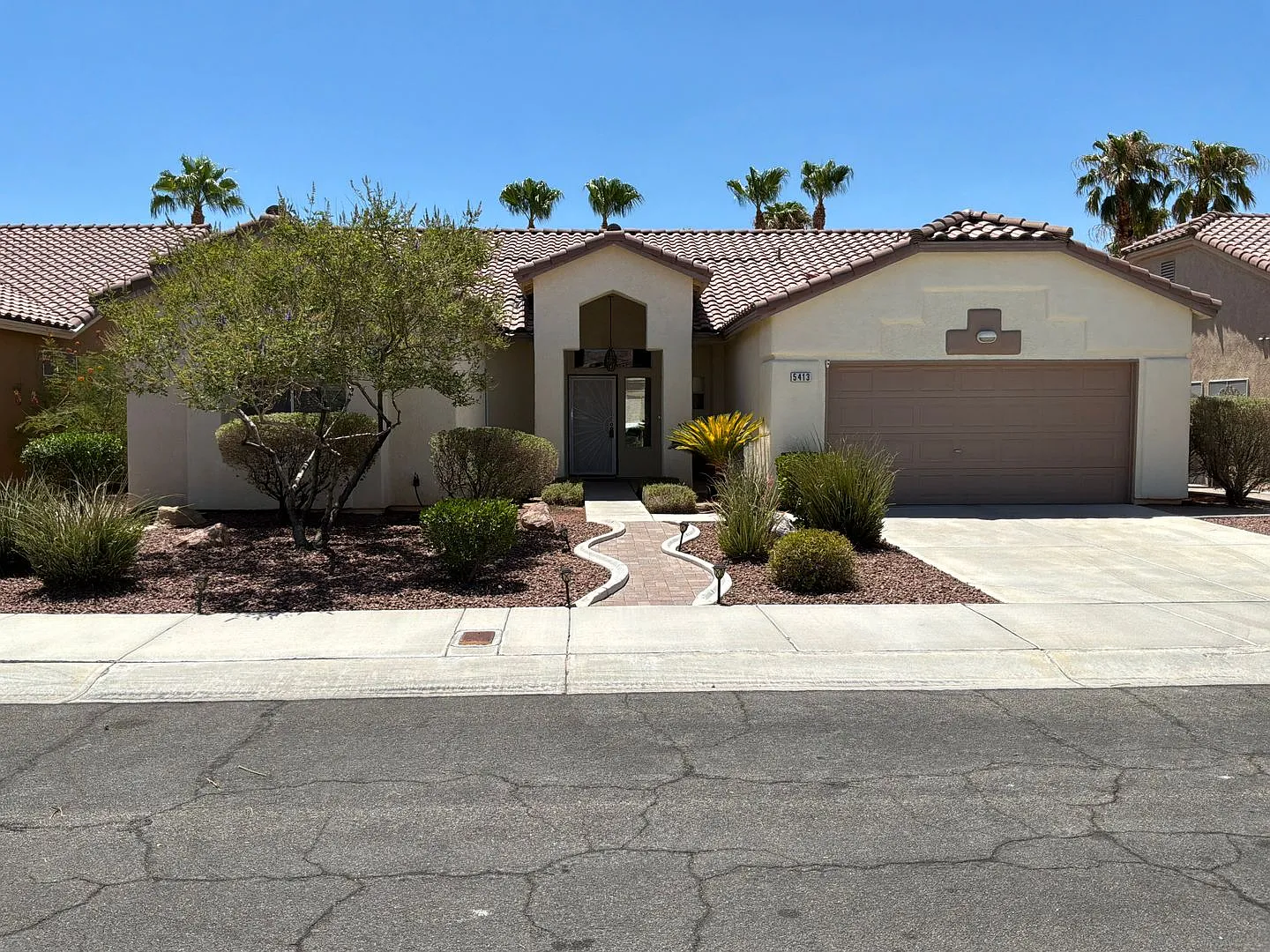 Single story 3 bedrooms — Photo 1