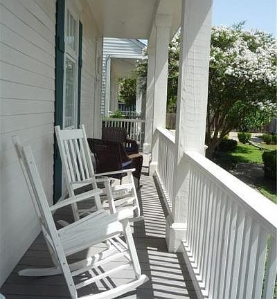 5th image of 2004 Marengo St #2004