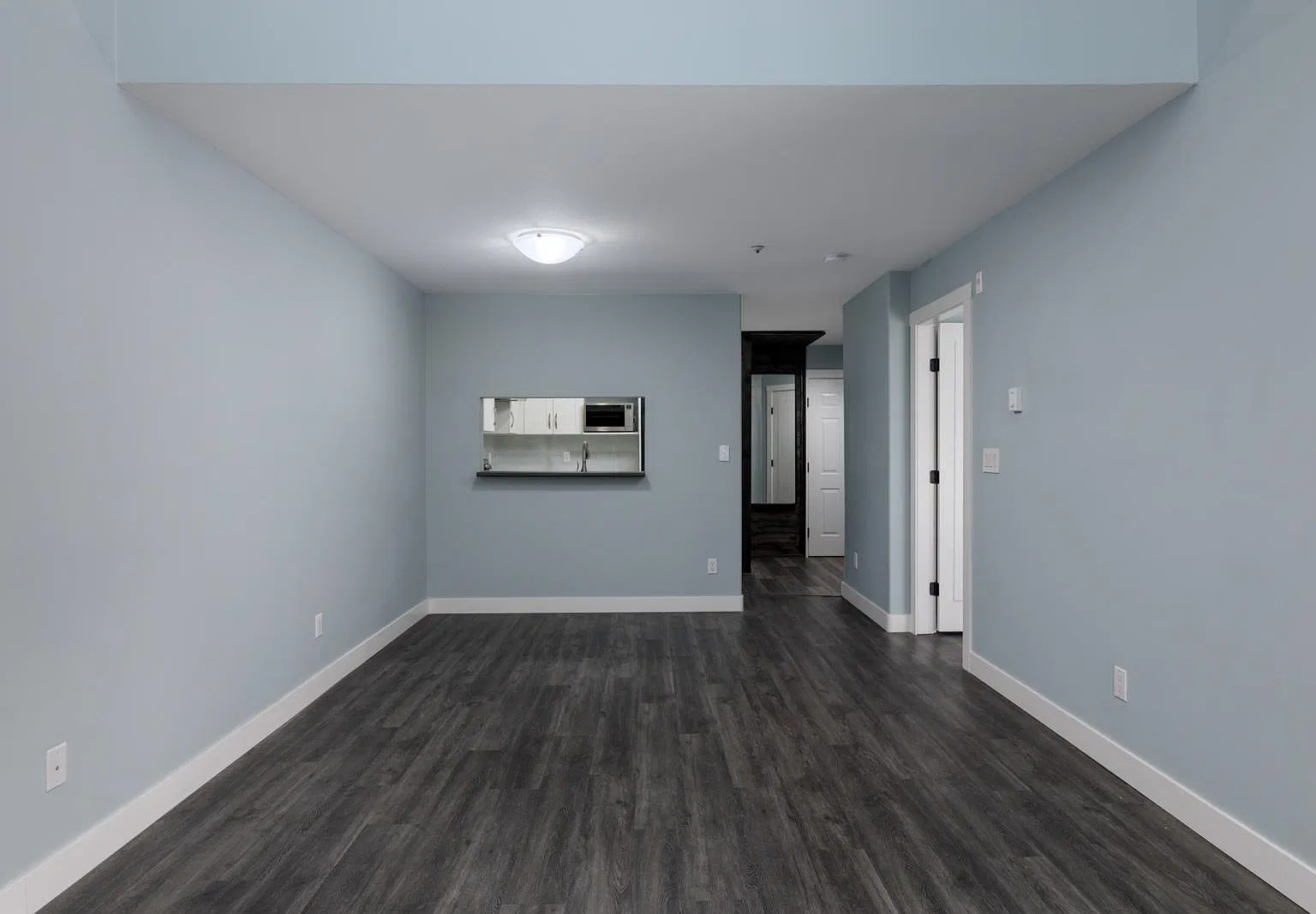 1 bed, 680 sqft, $2,100 — Photo 3