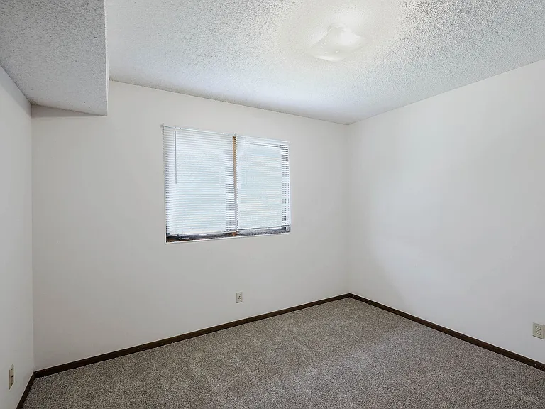 535 North 23rd St — Photo 36
