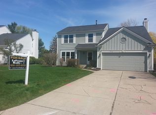 262 Parsons Ln, Rochester Hills, MI 48307