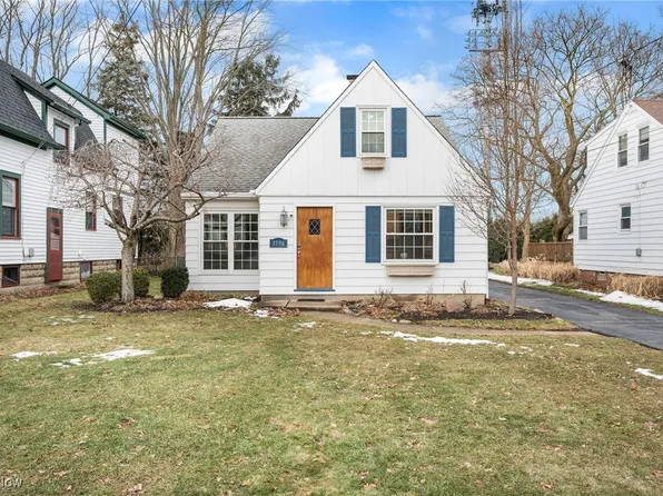 1596 Northview Rd, Rocky River, OH 44116