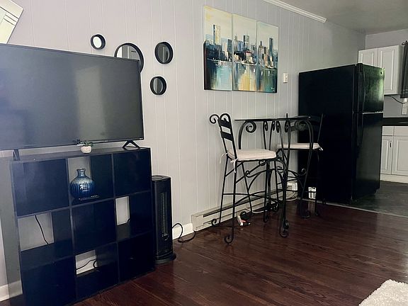 4th image of 925 Boscobel St #3