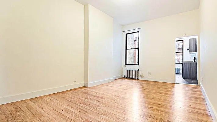 Rented by Nooklyn NYC LLC | media 23
