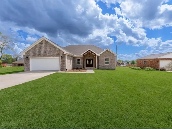 806 Grand Ave, Muscle Shoals, AL 35661