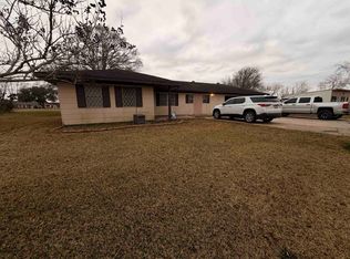 2260 Cox St, Port Arthur, TX 77640