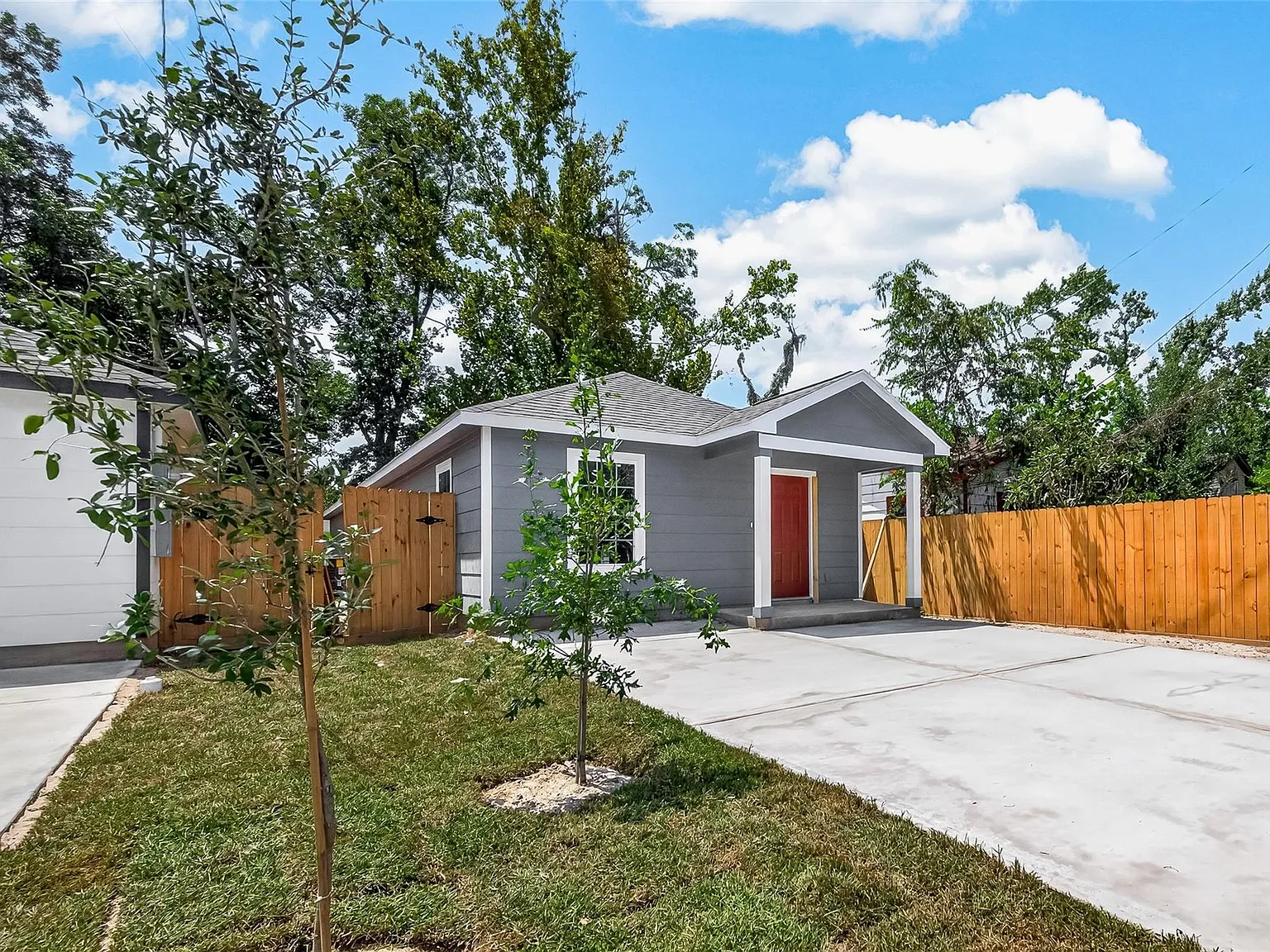 3 bed, 2.0 bath, 1520 sqft, $1,650 — Photo 2