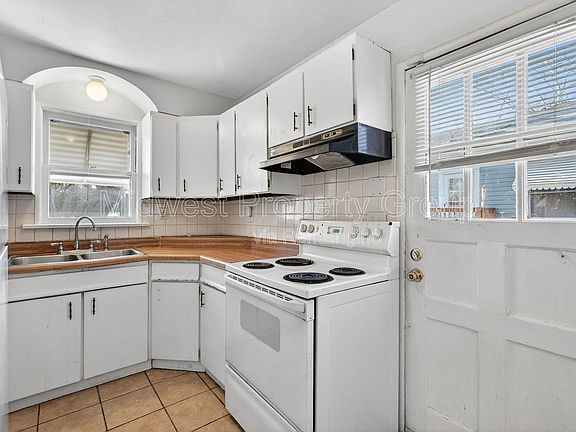 2nd image of 9923 Jeffrey Dr