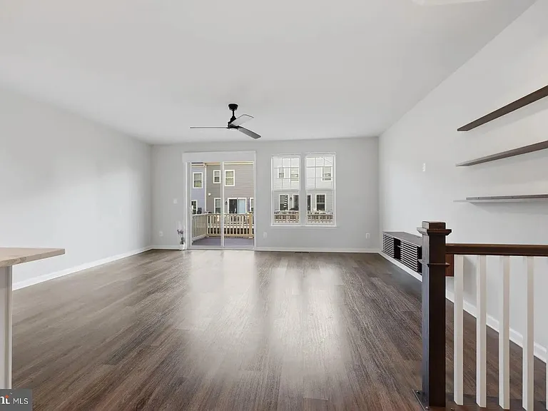 9309 Barnes Loop — Photo 7