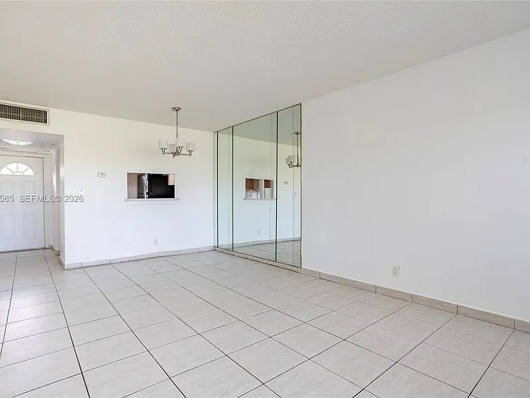 5021 W Oakland Park Blvd #204 — Photo 5