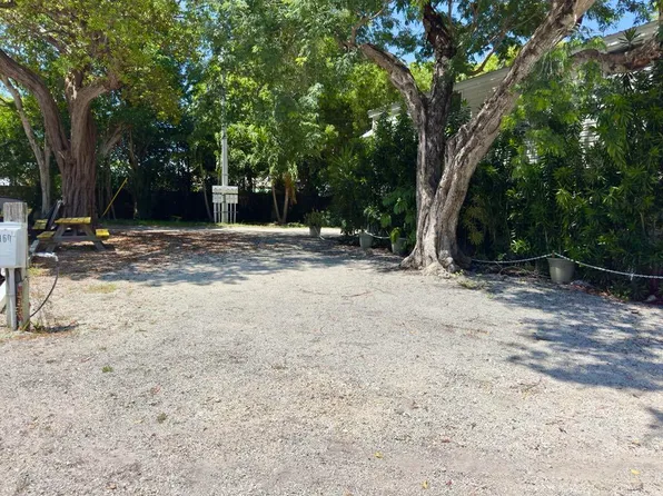 101551 Overseas Hwy #160, Key Largo, FL 33037
