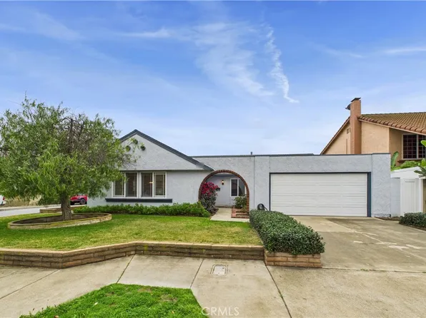 5270 Vista Hermosa, Cypress, CA 90630