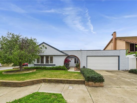 5270 Vista Hermosa, Cypress, CA 90630