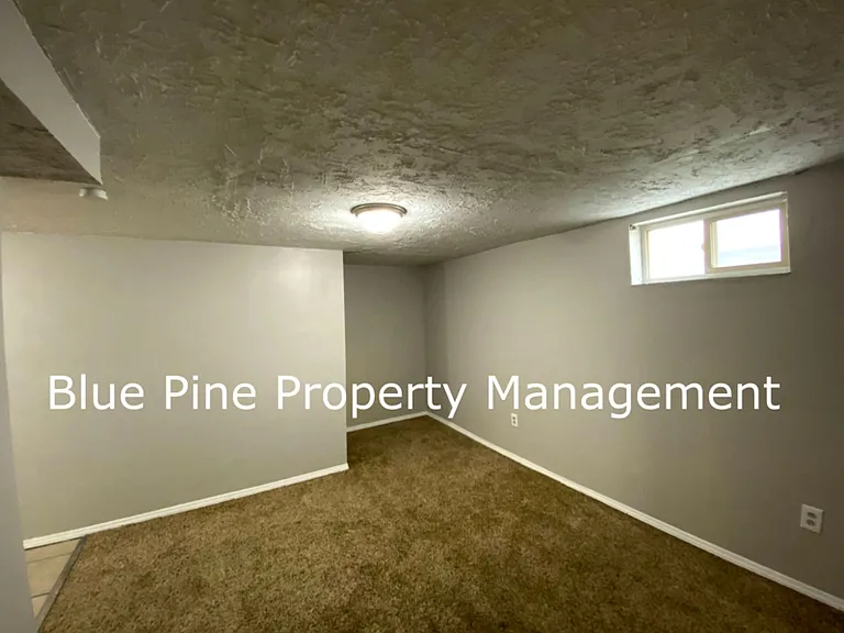 1136 S 2nd Ave #B — Photo 4
