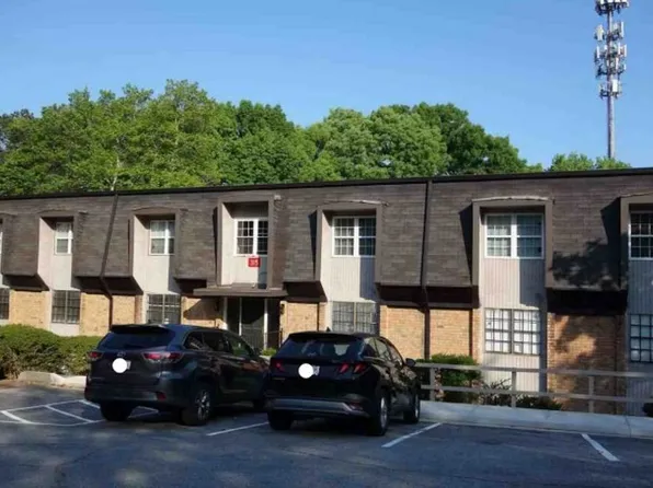 315 Winding River Dr, Sandy Springs, GA 30350