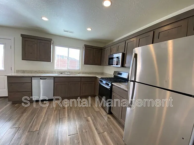 1664 N Dixie Downs Rd #2 — Photo 9