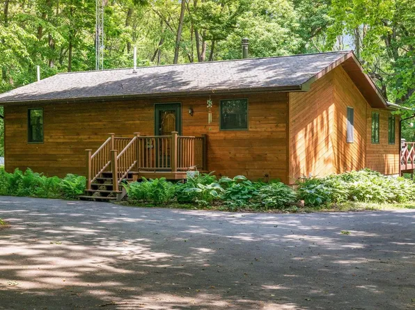 N7220 Atkinson ROAD, Pardeeville, WI 53954