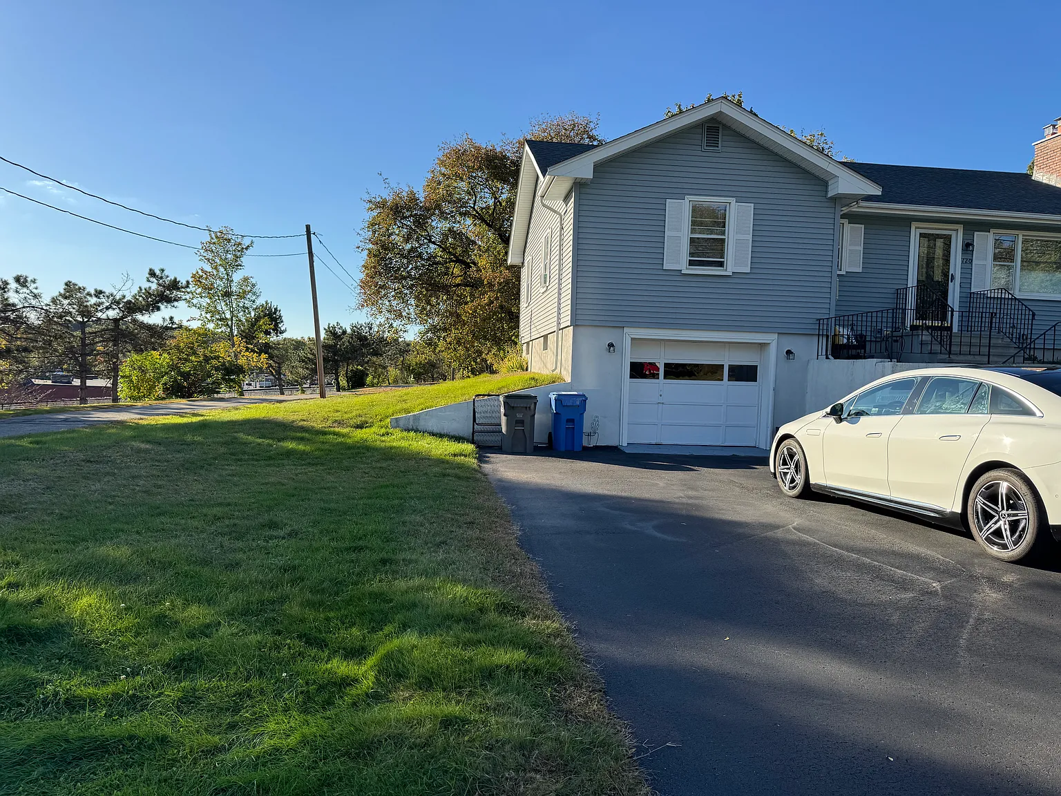 120 Avery St — Photo 2