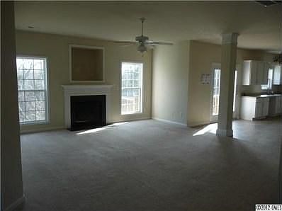 5th image of 10215 Glenburn Ln