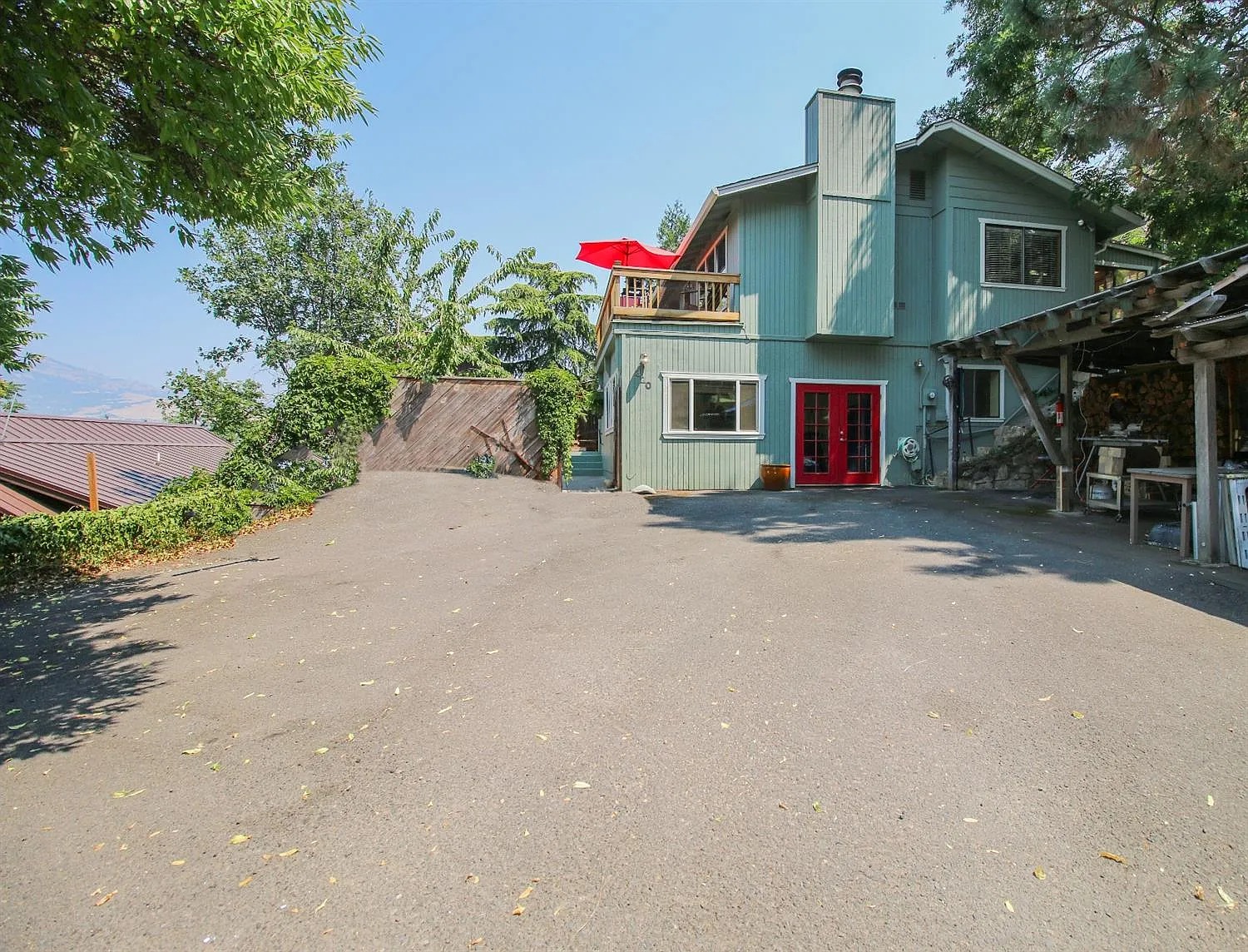320 Wimer St photo 1