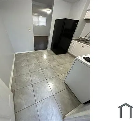 2031 W 9th St #1 — Photo 14