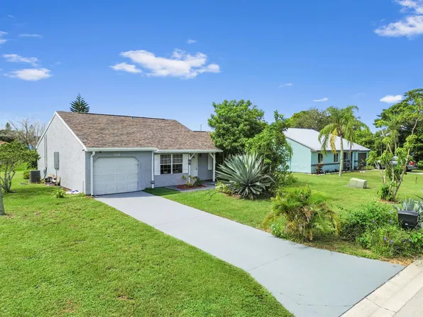 1549 SE South Balcourt, Port St Lucie, FL 34952