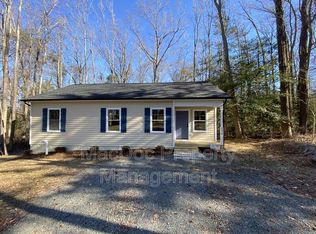 170 Forest Grove Rd, Colonial Beach, VA 22443