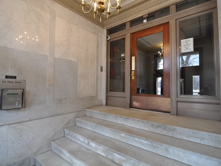131 Park Dr #11 — Photo 17