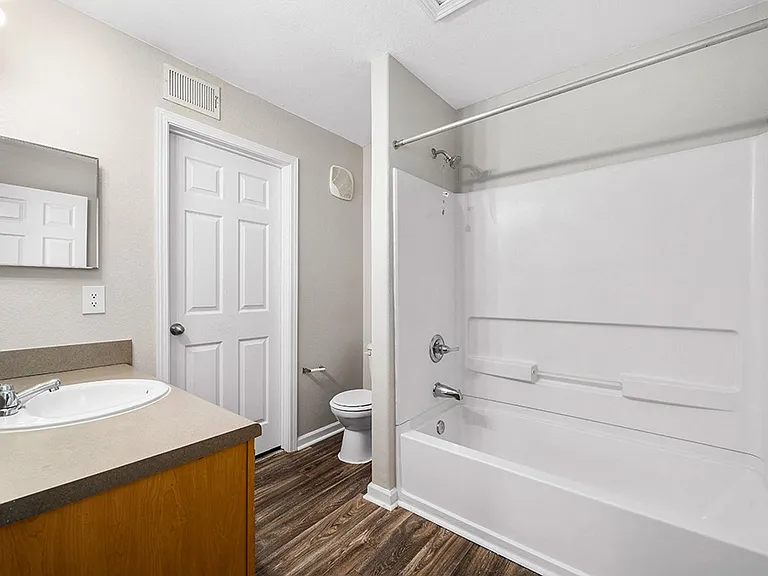 Maple Village Apartments — Photo 126