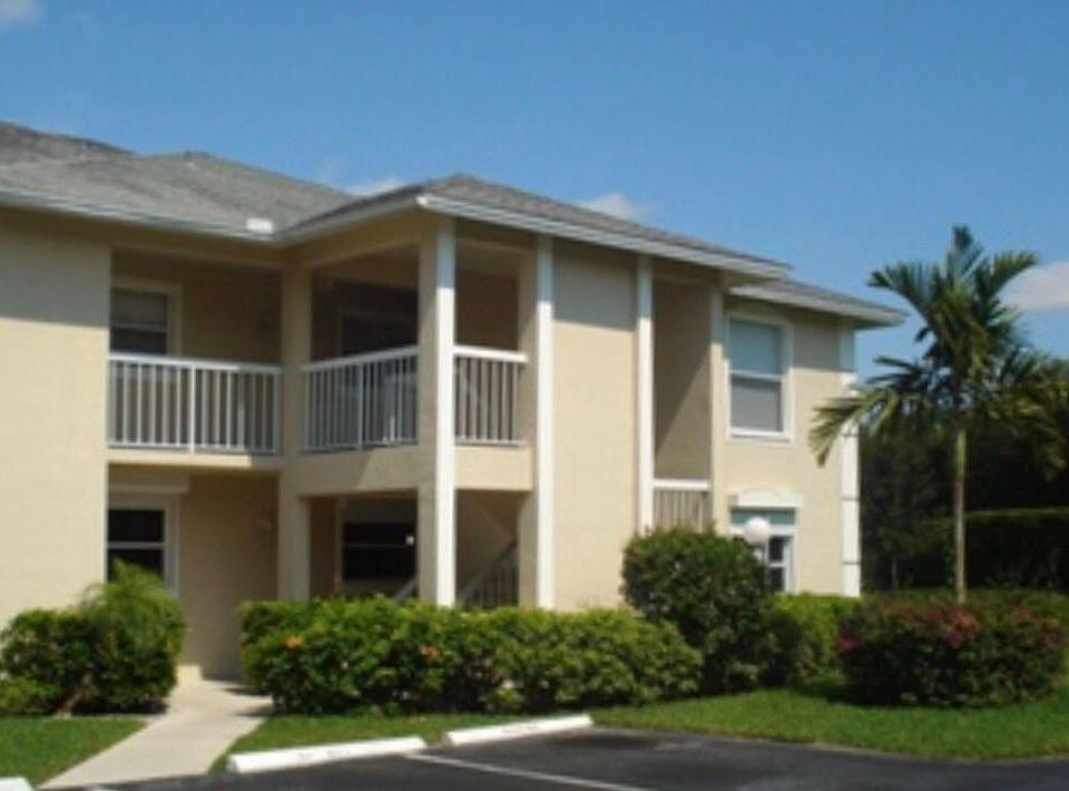 1st image of 729 Landover Ct APT 203