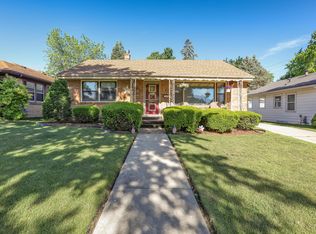 906 Indiana St, Racine, WI 53405