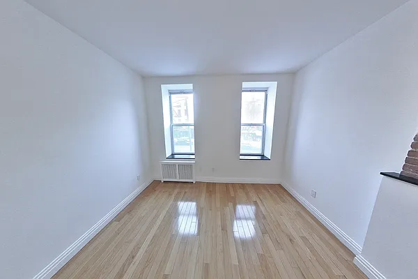 Rented by CitySites Real Estate Group | media 11