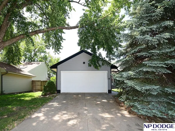 12067 Patrick Ave, Omaha, NE 68164
