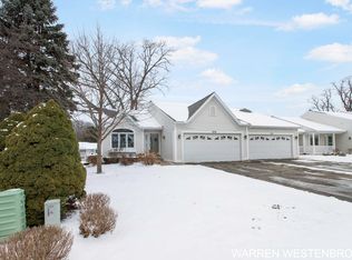 272 Winter Oak E, Holland, MI 49424