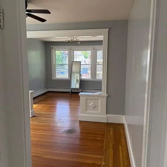 304 Webster Ave — Photo 9