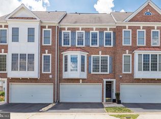 26129 Kennywood Sq, Chantilly, VA 20152