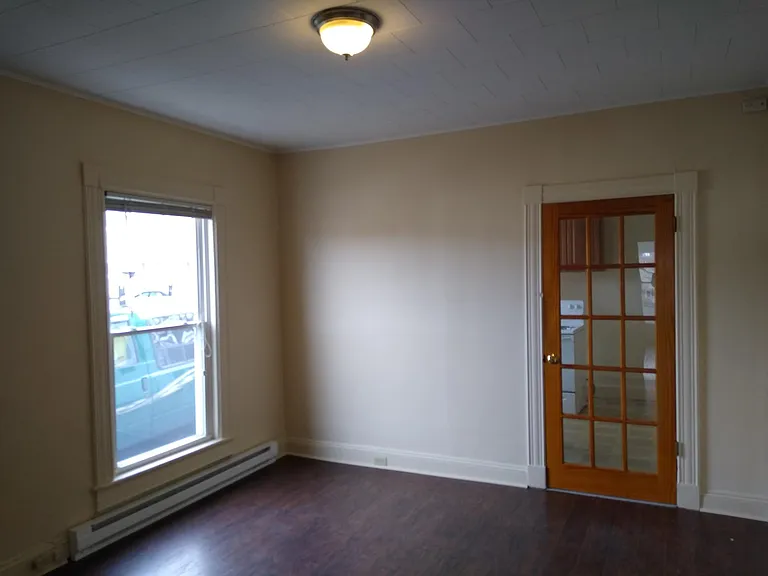 19 Memorial Ave #2 — Photo 6