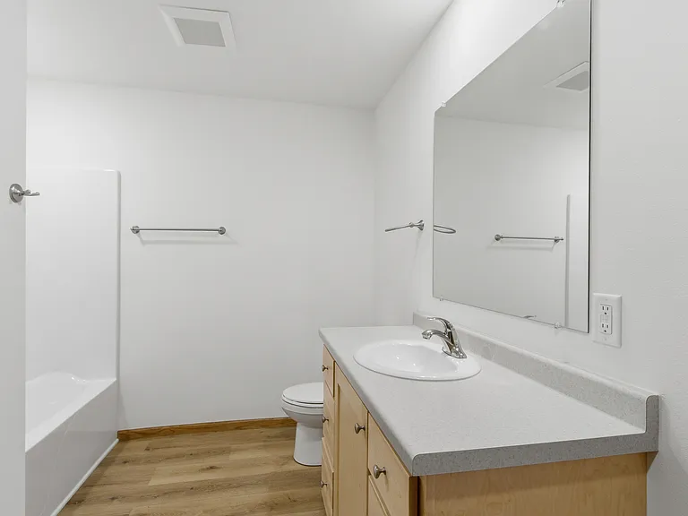 1358 Bayberry Ln #206 — Photo 5
