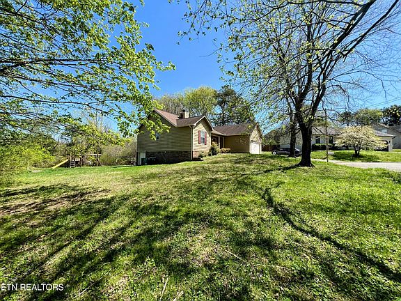 2nd image of 9700 Seattle Slew Ln