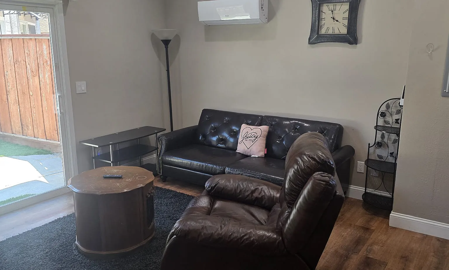 1 bed, 1.5 bath, 530 sqft, $3,100 — Photo 2